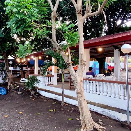 Leynes Taal Lake Resort And Hostel Tanauan (Batangas) Exterior foto